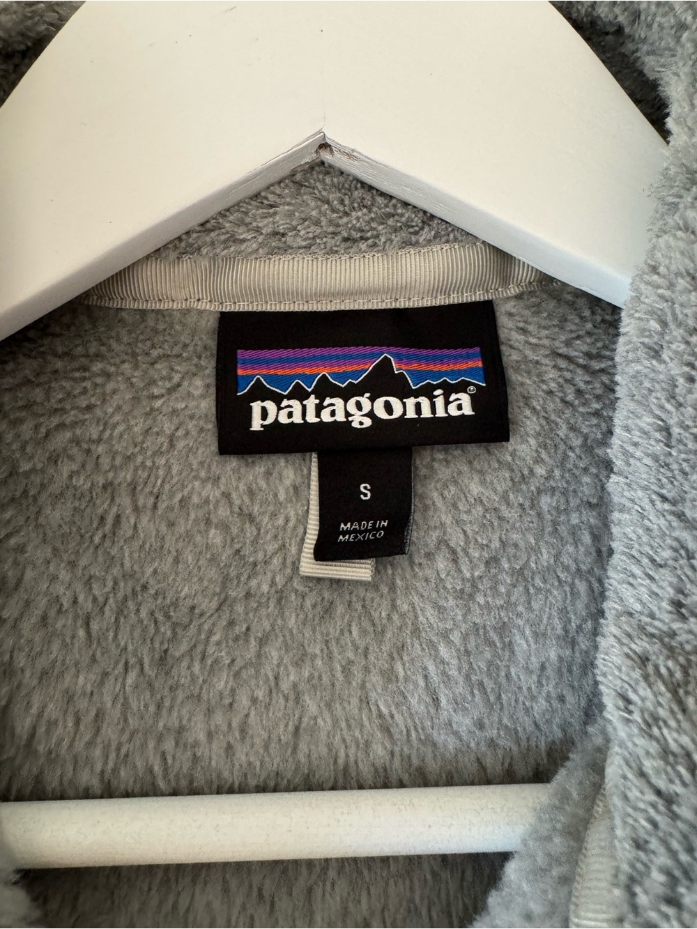 Patagonia Fleece Jacket - Light Gray with Cream Trim - Picture 3 of 7